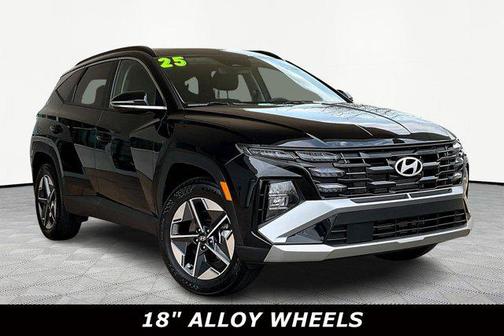Phantom Black 2025 Hyundai TUCSON SEL Convenience