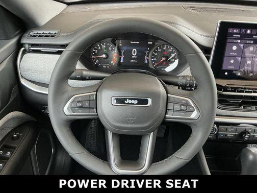 2023 Jeep Compass Latitude Lux