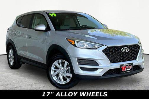 Molten Silver 2019 Hyundai TUCSON SE