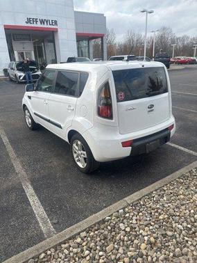 2011 Kia Soul +