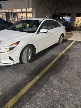 2023 Hyundai ELANTRA SE