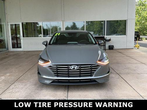 2021 Hyundai SONATA SE