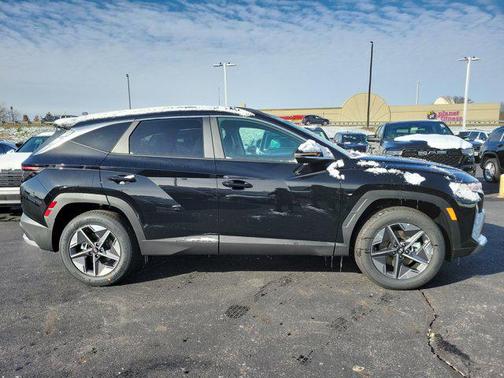 2026 Hyundai TUCSON SEL Convenience