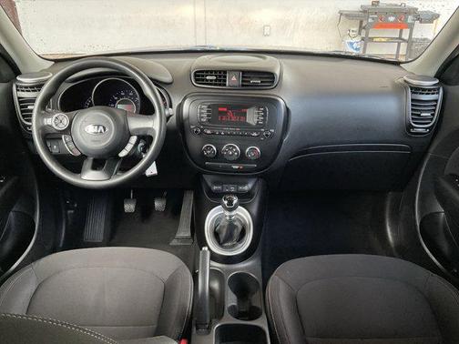 2016 Kia Soul Base