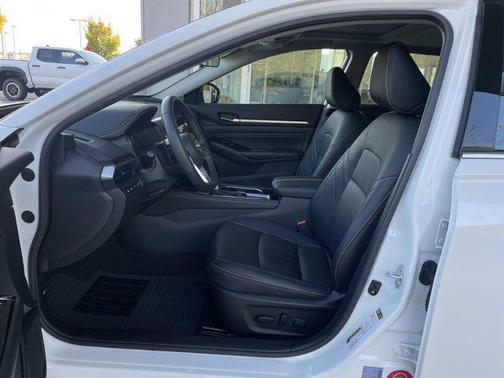 2023 Nissan Altima SR VC-Turbo FWD