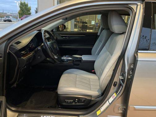 2017 Lexus ES 350 Base