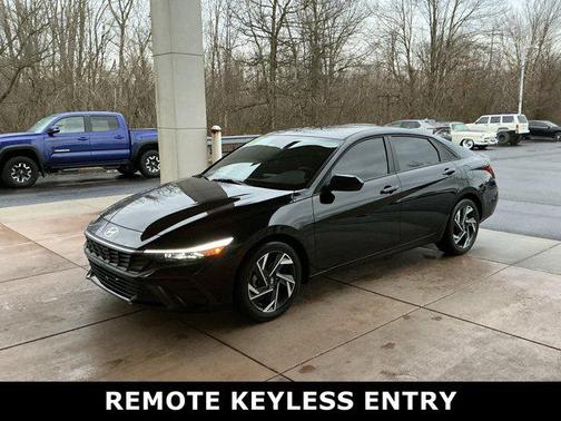 2025 Hyundai ELANTRA Sport