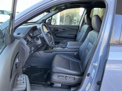 2024 Honda Passport AWD Black