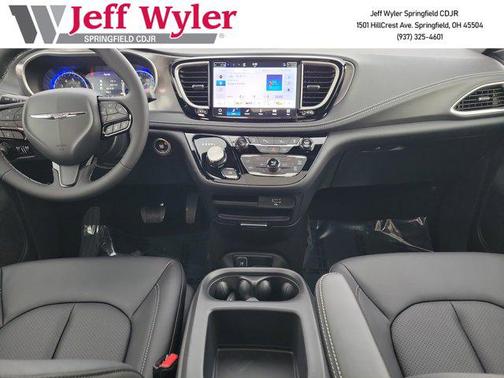 2026 Chrysler Pacifica L