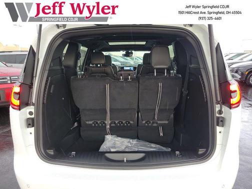 2026 Chrysler Pacifica L