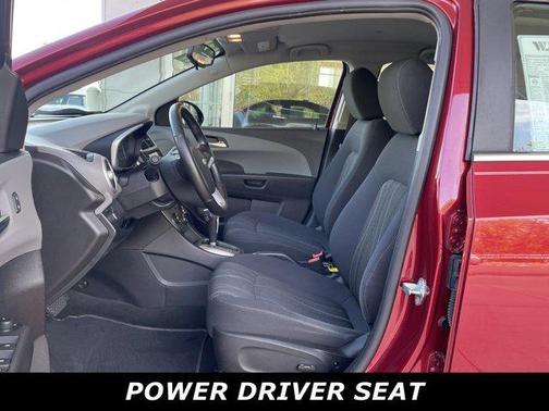 2017 Chevrolet Sonic LT