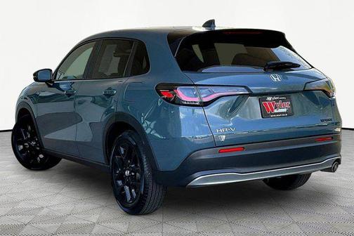 Nordic Forest Pearl 2025 Honda HR-V AWD Sport