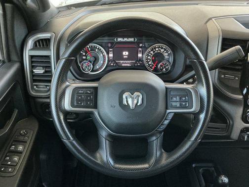 2022 RAM 3500 Tradesman Crew Cab 4x4 8' Box