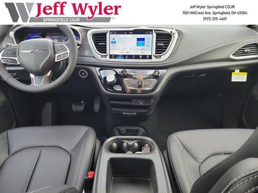 2026 Chrysler Pacifica L