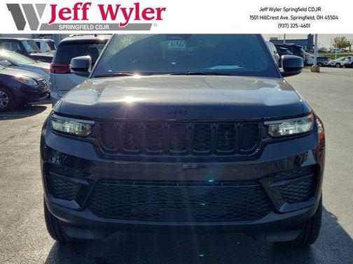 2025 Jeep Grand Cherokee Altitude