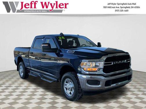 2024 RAM 2500 Tradesman Crew Cab 4x4 6'4' Box