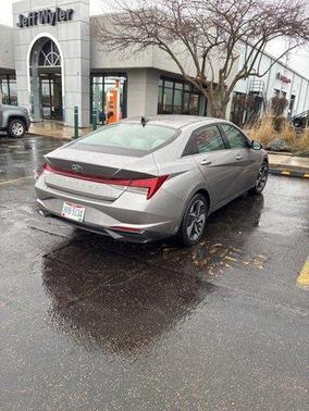 2023 Hyundai ELANTRA Limited