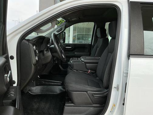 2023 GMC Sierra 2500 Pro