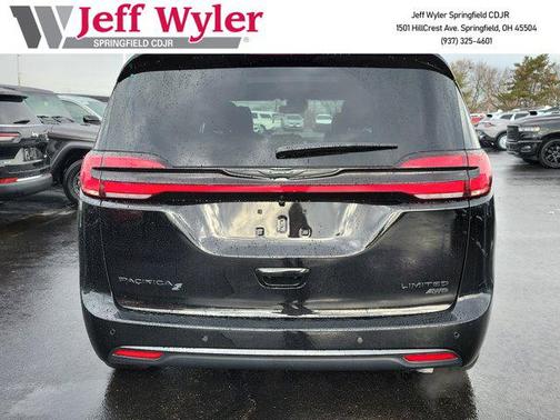 2026 Chrysler Pacifica Limited