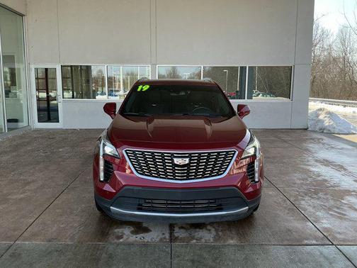 2019 Cadillac XT4 Premium Luxury