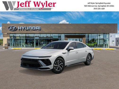 2026 Hyundai SONATA Hybrid Base