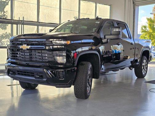 2025 Chevrolet Silverado 2500 Custom