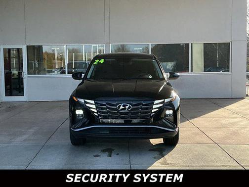 2024 Hyundai TUCSON SE