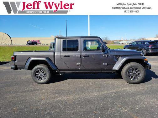 2025 Jeep Gladiator Sport S