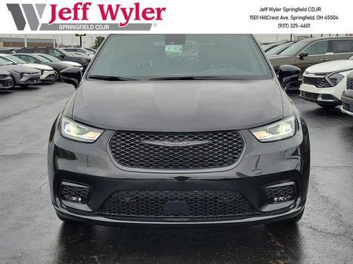 2026 Chrysler Pacifica L