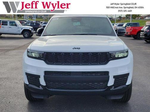 2025 Jeep Grand Cherokee L Altitude