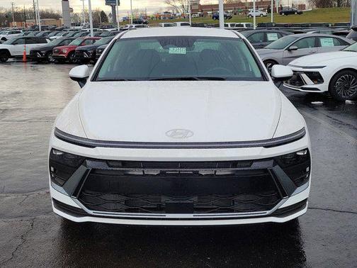 2026 Hyundai SONATA SE