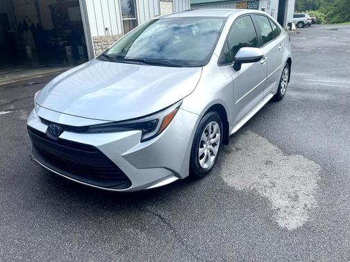 2024 Toyota Corolla Hybrid LE