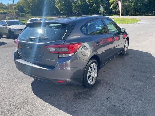 2022 Subaru Impreza Base