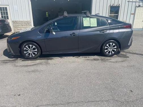 Magnetic Gray Metallic 2021 Toyota Prius Prime XLE