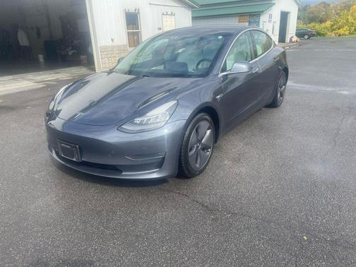 2020 Tesla Model 3 Long Range