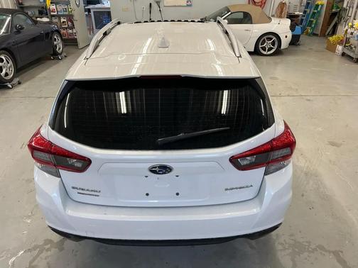 2022 Subaru Impreza 2.0i Premium