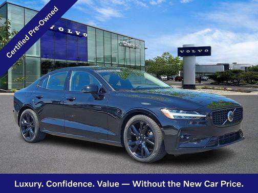 Onyx Black 2024 Volvo S60 Core