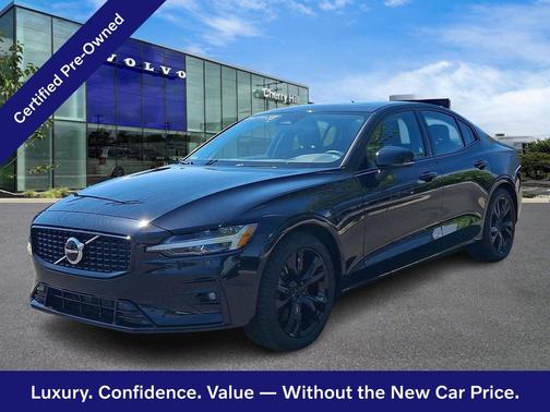 Onyx Black 2024 Volvo S60 Core