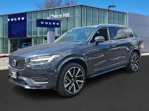 2022 Volvo XC90 T6 Momentum 6 Passenger
