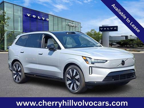 Silver Dawn 2025 Volvo EX90 Ultra