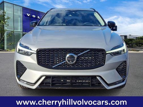 2025 Volvo XC60 Plus