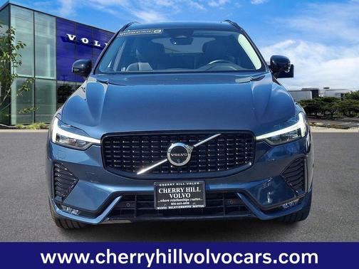 2025 Volvo XC60 Plus