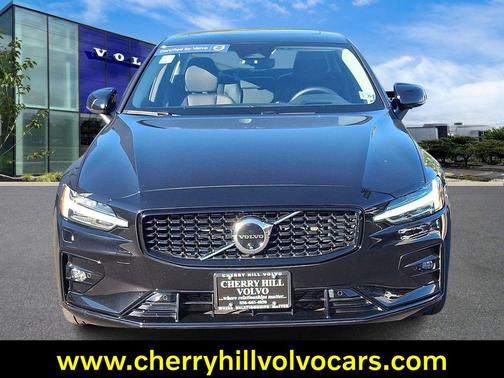 2024 Volvo S60 Ultimate