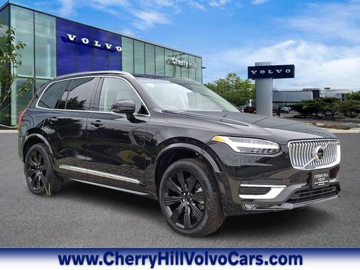 2024 Volvo XC90 B6 Ultimate Bright Theme 6-Seater