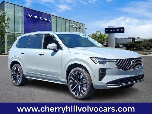 2026 Volvo XC90 Plus