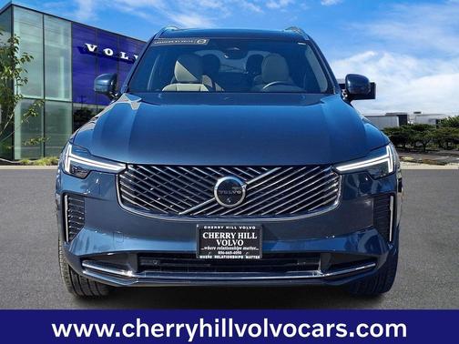 2025 Volvo XC90 Plus