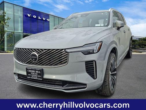 2025 Volvo XC90 Plus