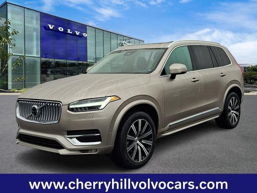 2023 Volvo XC90 Plus