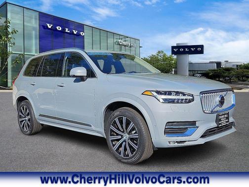 2025 Volvo XC90 B6 Plus 7-Seater