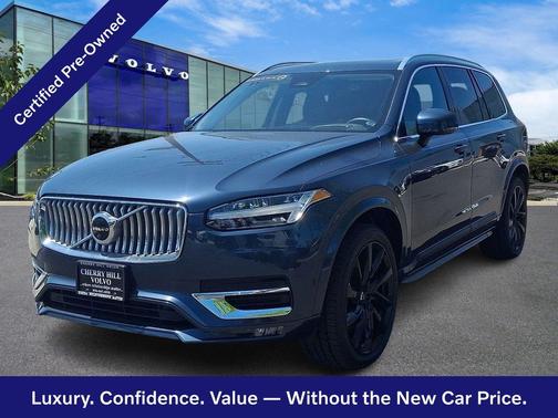 Denim Blue 2023 Volvo XC90 Plus